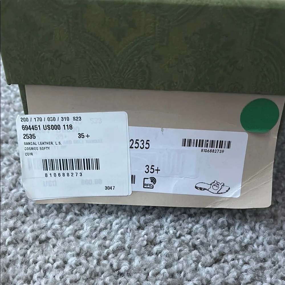 🤎Gucci Women's slide sandal with Interlocking G size 35.5 (US 6) 🤎 - Picture 2 of 8